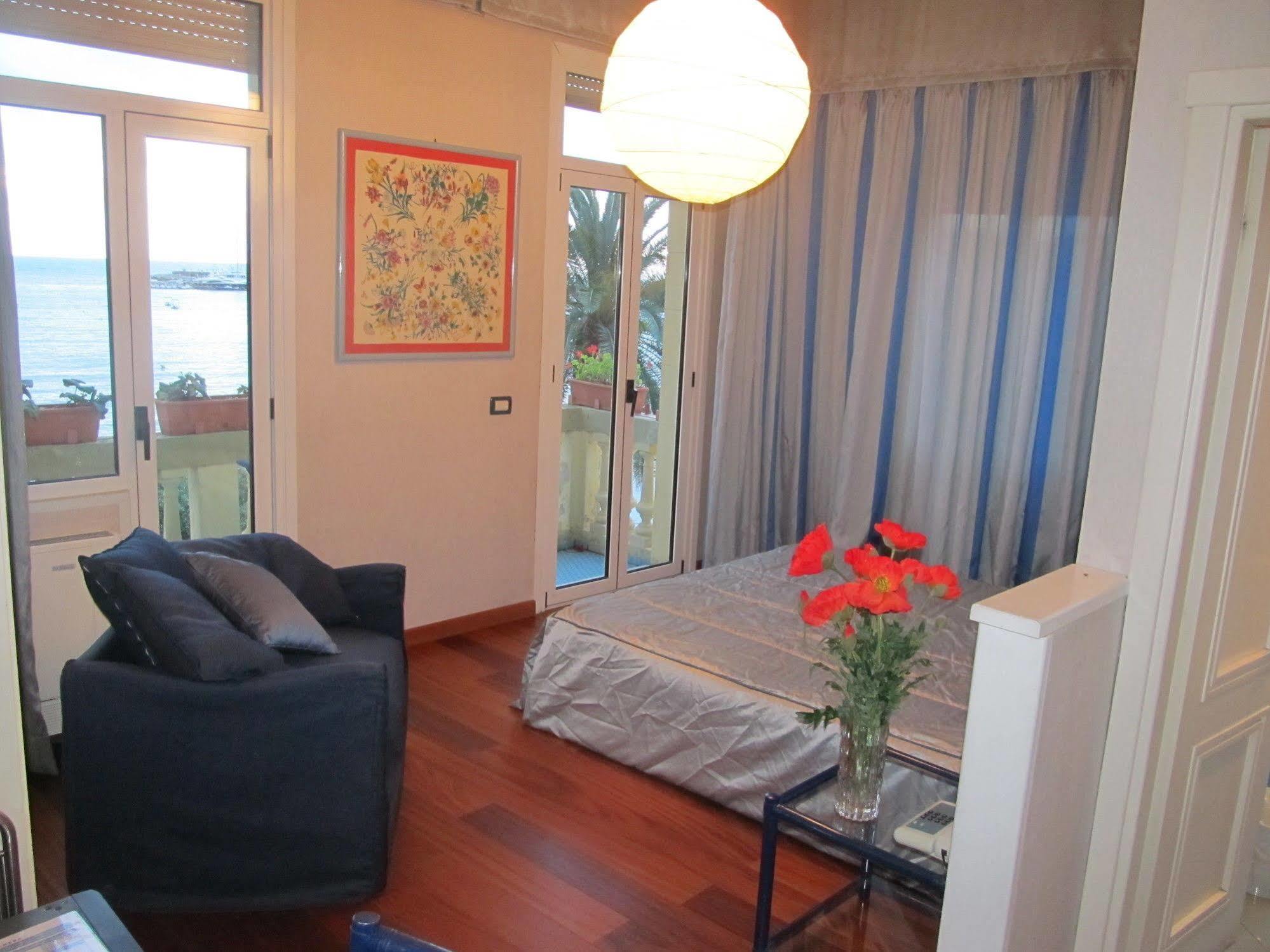 Rosabianca Boutique Hotel Rapallo Exterior photo